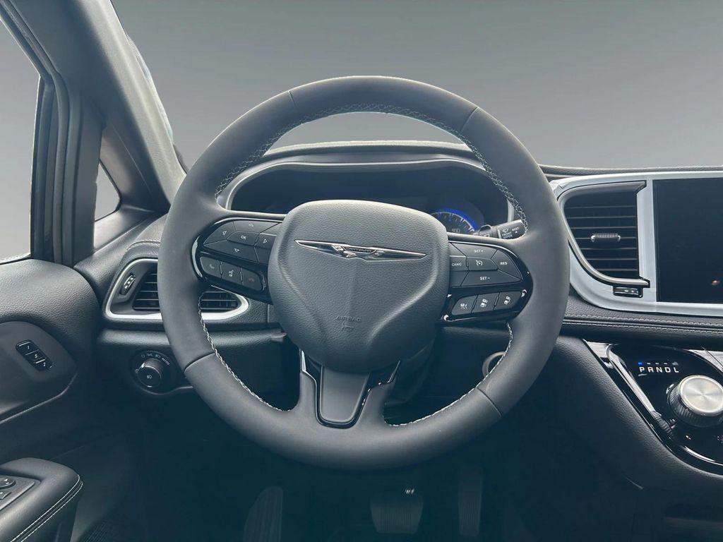 new 2026 Chrysler Pacifica car, priced at $48,305