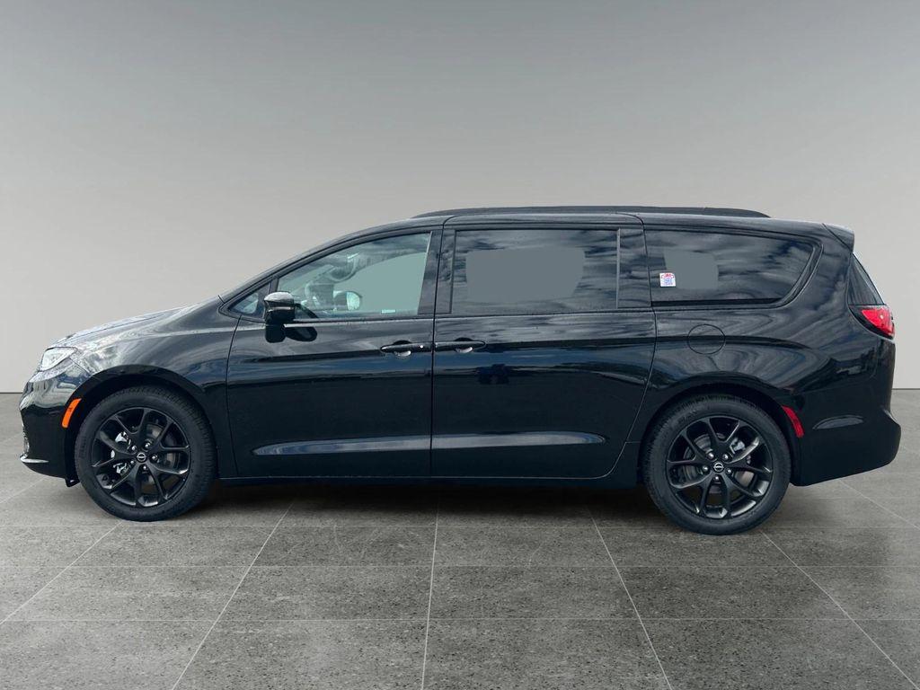 new 2026 Chrysler Pacifica car, priced at $48,305