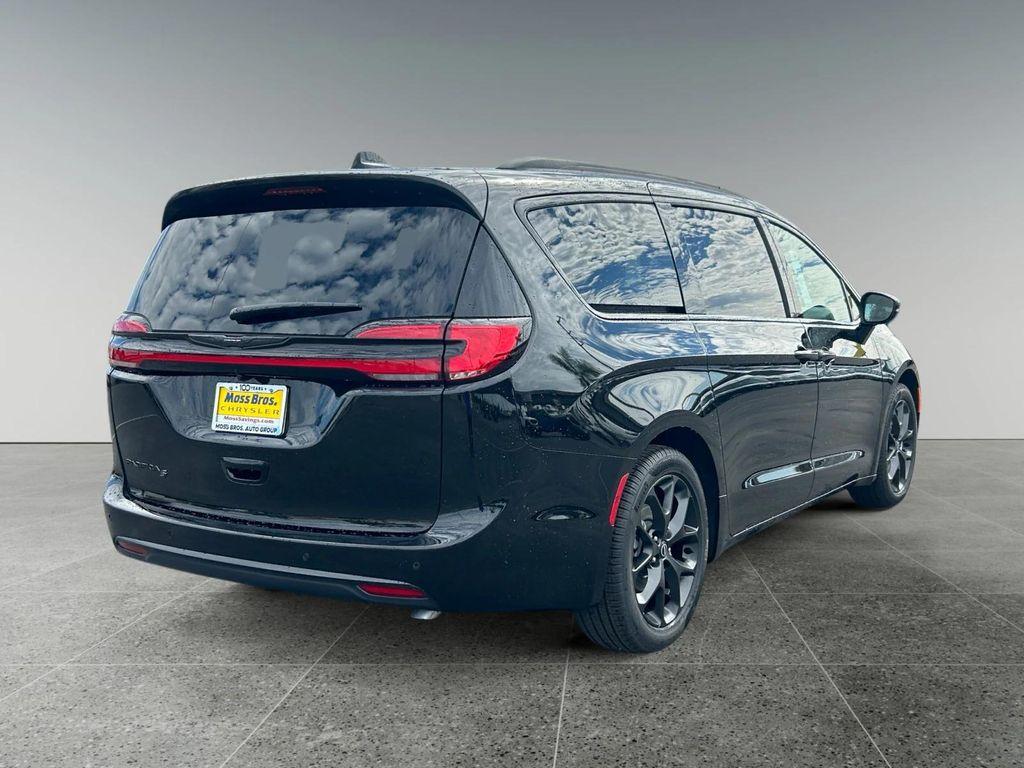 new 2026 Chrysler Pacifica car, priced at $48,305