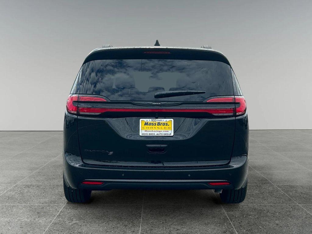new 2026 Chrysler Pacifica car, priced at $48,305