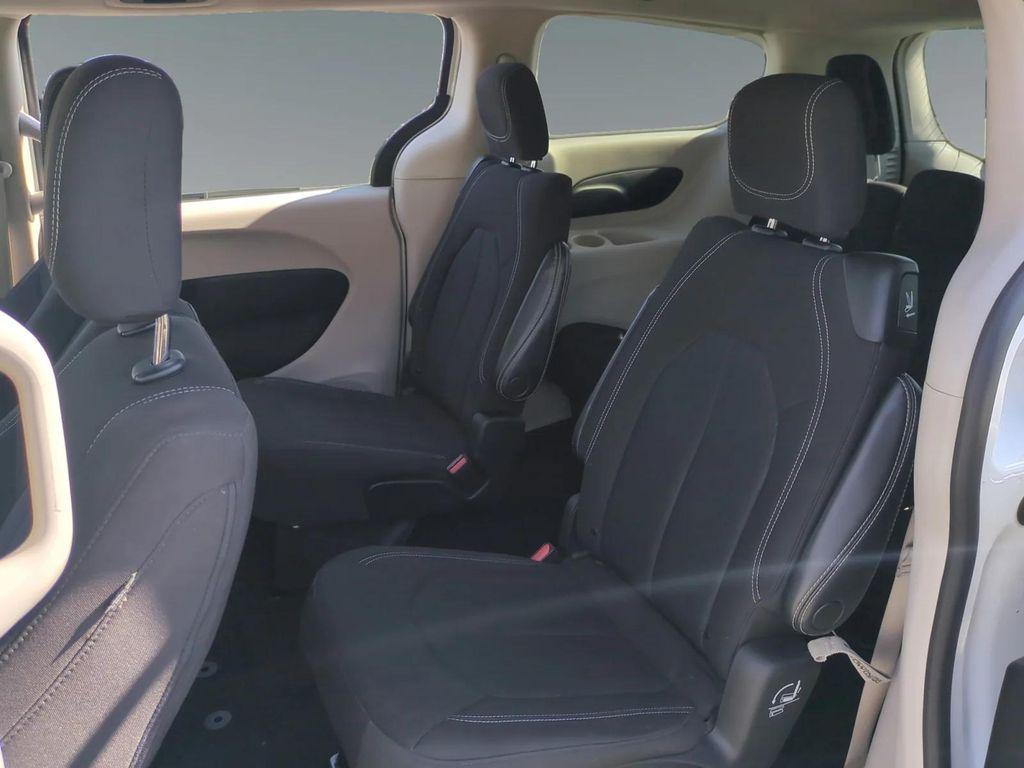 used 2022 Chrysler Voyager car
