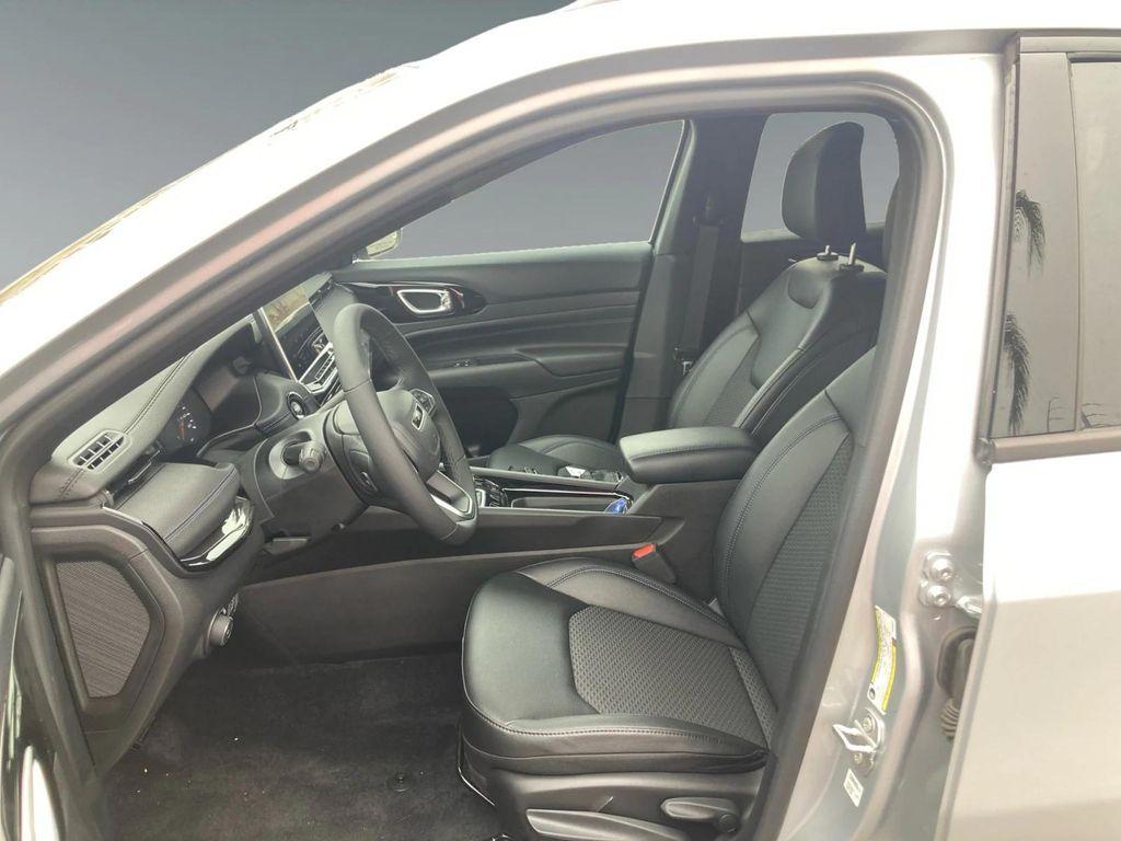 new 2025 Jeep Compass car, priced at $32,755
