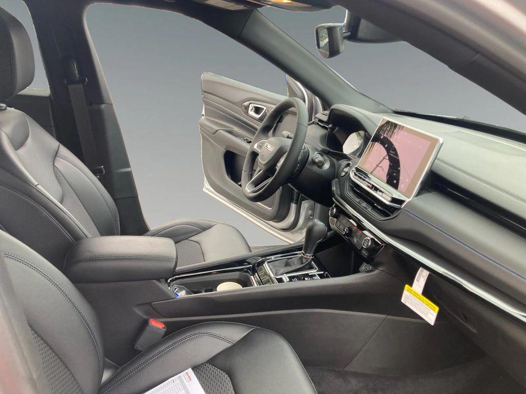 new 2025 Jeep Compass car, priced at $32,755