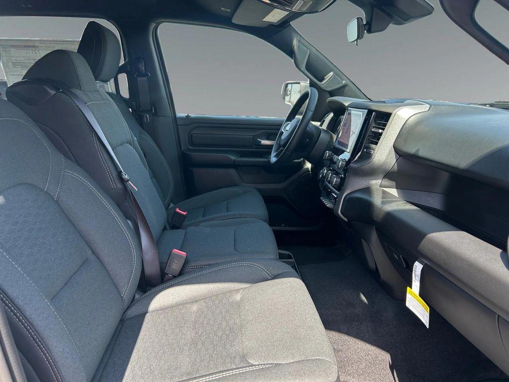 new 2025 Ram 1500 car, priced at $52,160