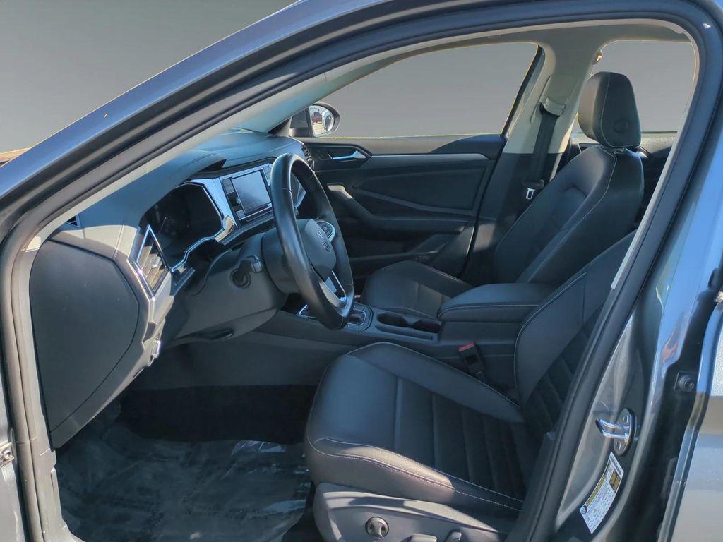 used 2024 Volkswagen Jetta car