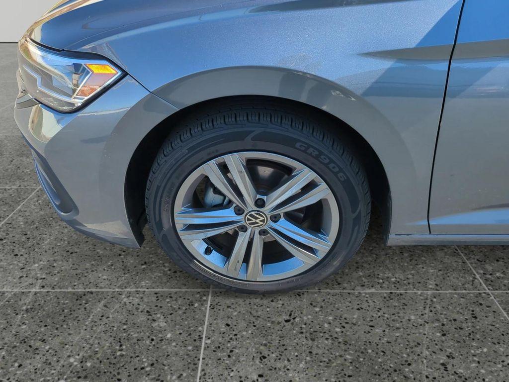 used 2024 Volkswagen Jetta car