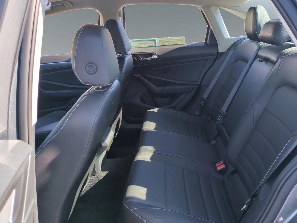 used 2024 Volkswagen Jetta car