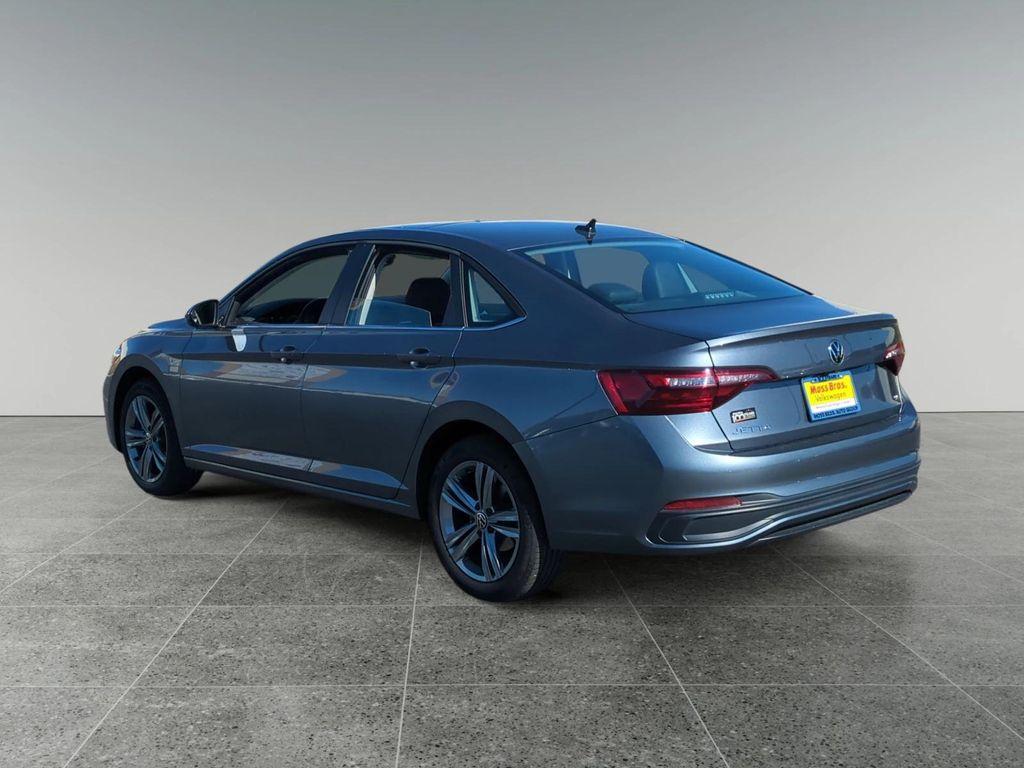 used 2024 Volkswagen Jetta car