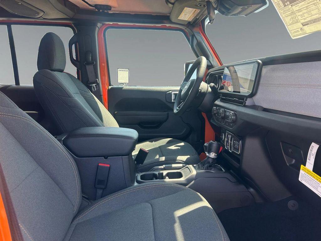 new 2025 Jeep Gladiator car, priced at $48,535