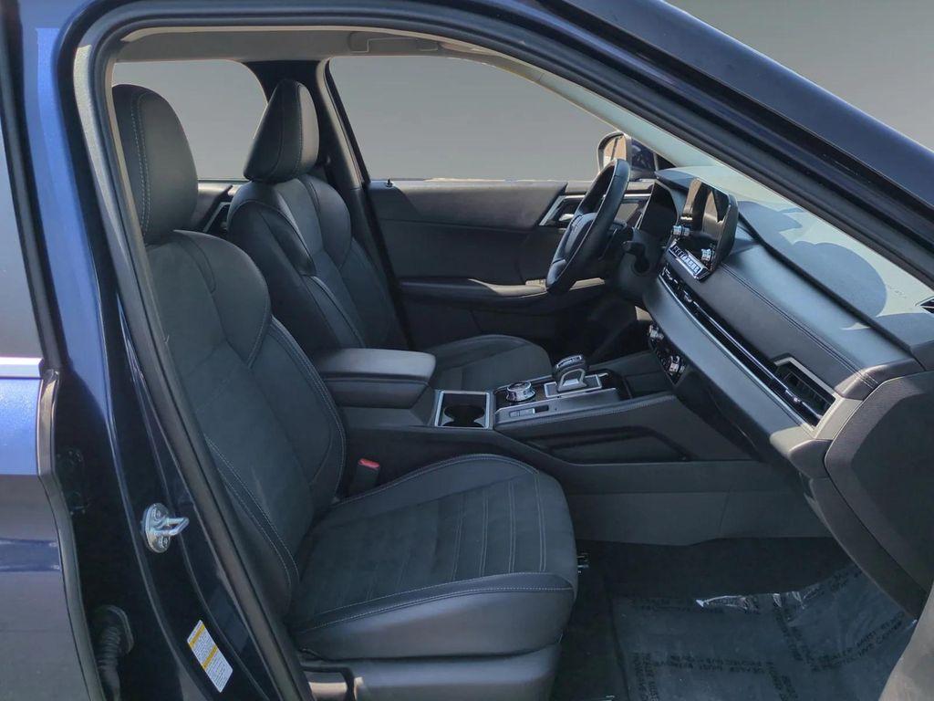 used 2024 Mitsubishi Outlander car, priced at $27,750