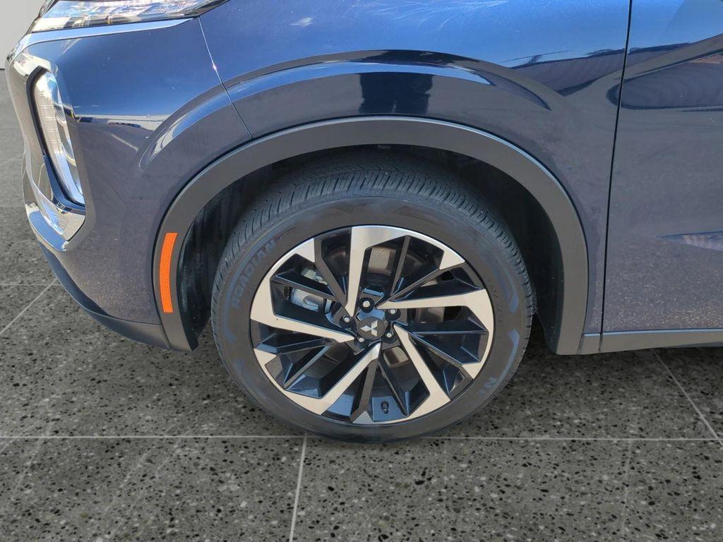 used 2024 Mitsubishi Outlander car, priced at $27,750