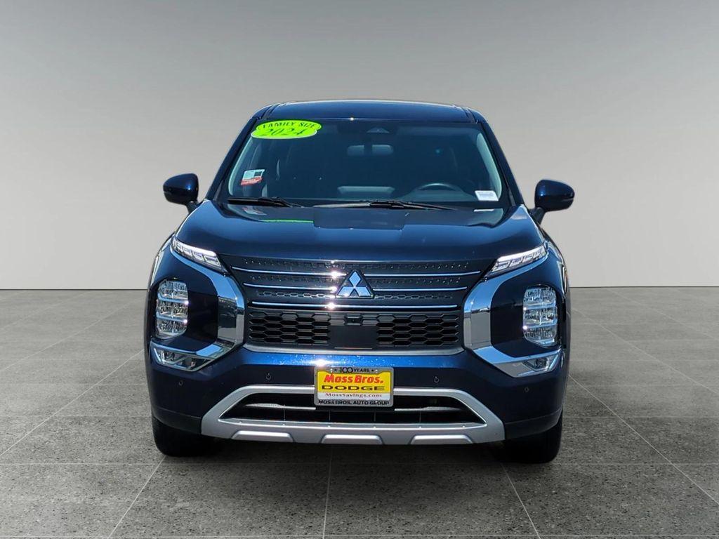 used 2024 Mitsubishi Outlander car, priced at $27,750