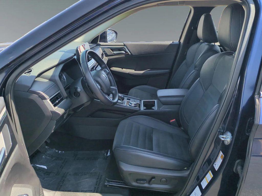 used 2024 Mitsubishi Outlander car, priced at $27,750