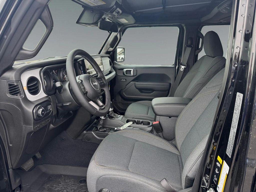 new 2025 Jeep Wrangler car, priced at $47,455