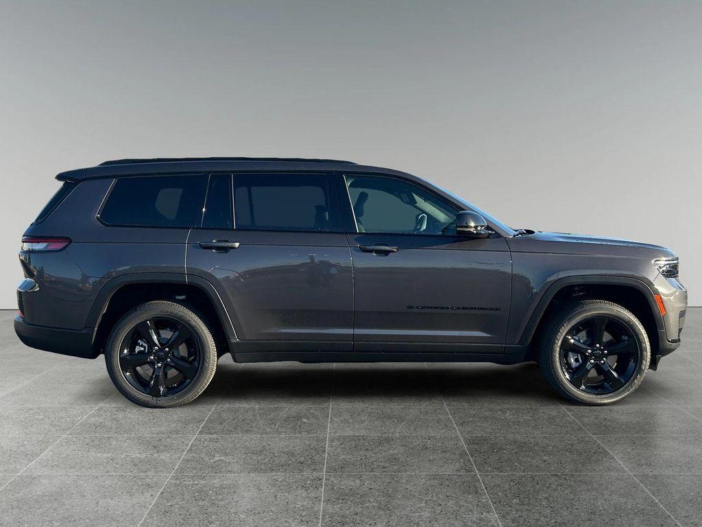 new 2025 Jeep Grand Cherokee L car, priced at $51,370
