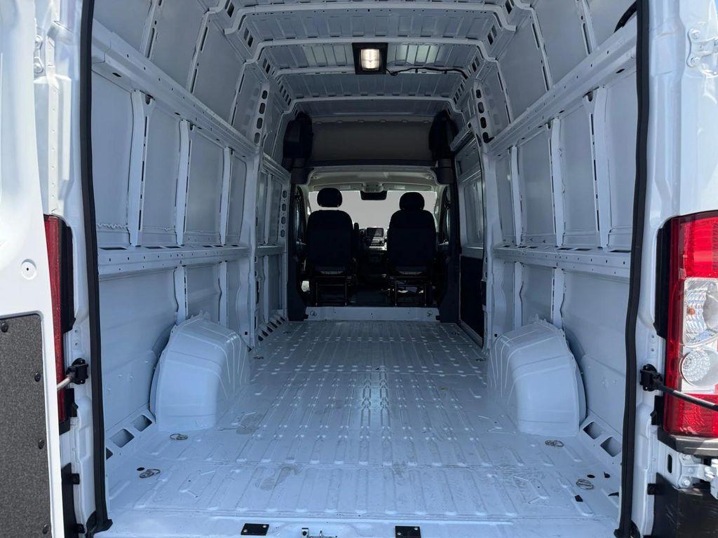 new 2025 Ram ProMaster 3500 car, priced at $59,795