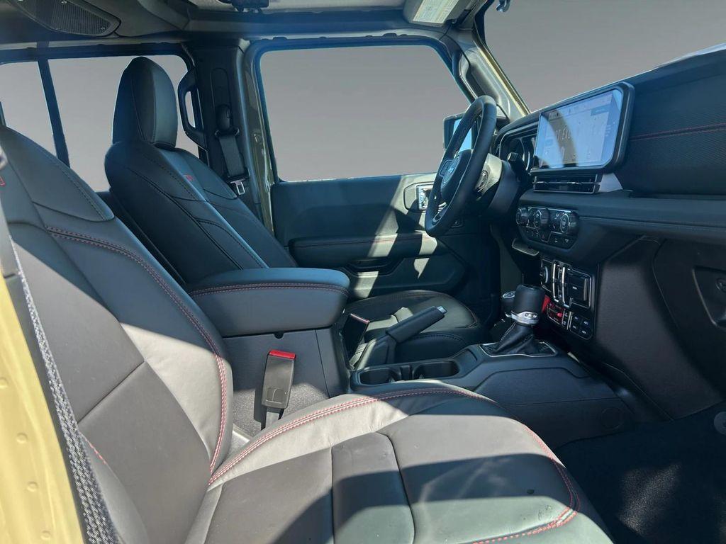 new 2025 Jeep Gladiator car, priced at $59,130
