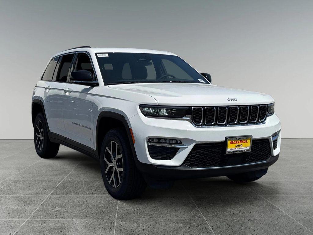 new 2025 Jeep Grand Cherokee car, priced at $46,900