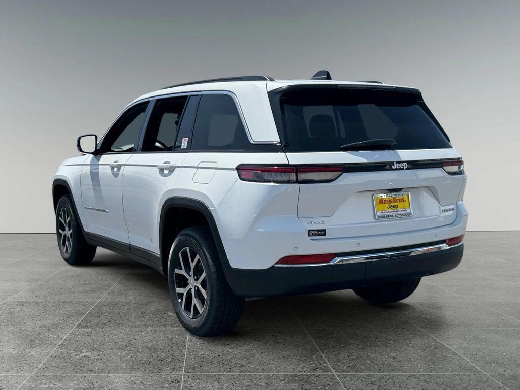 new 2025 Jeep Grand Cherokee car, priced at $46,900
