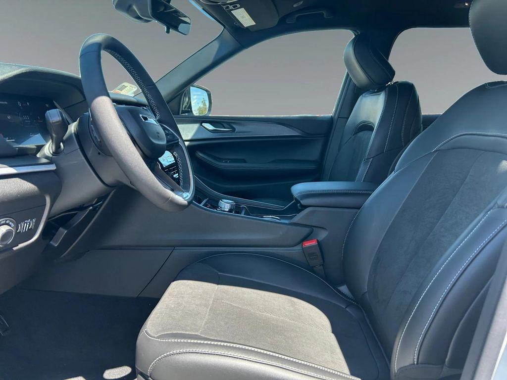new 2025 Jeep Grand Cherokee L car, priced at $47,635
