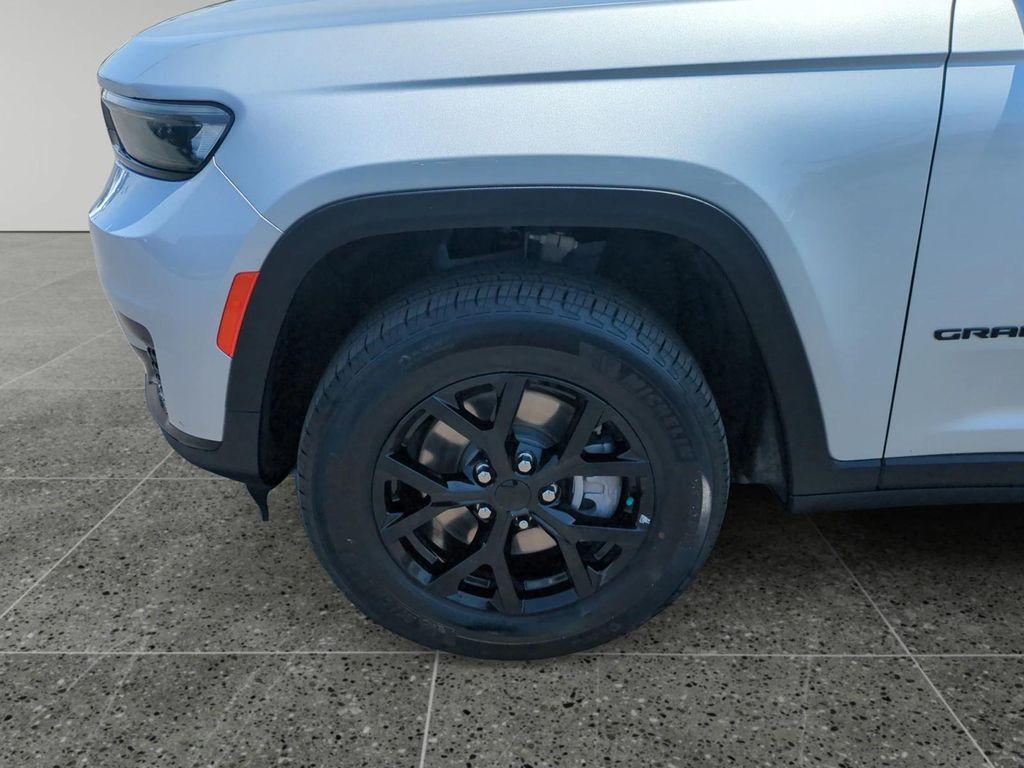 used 2024 Jeep Grand Cherokee L car, priced at $35,950