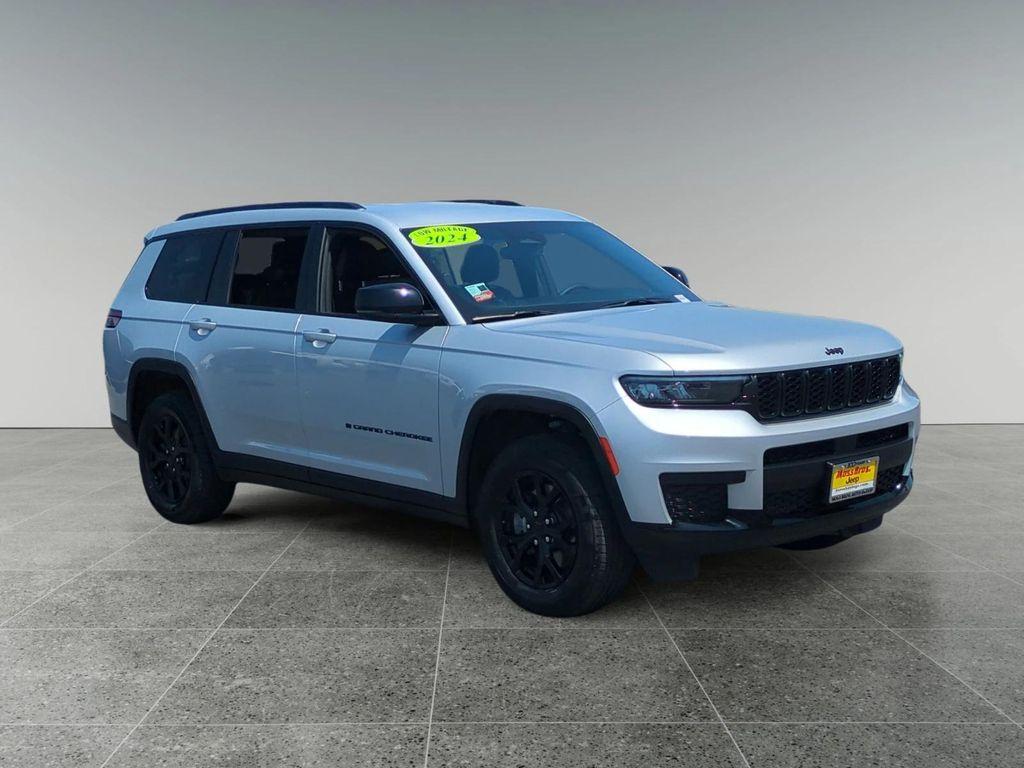 used 2024 Jeep Grand Cherokee L car, priced at $35,950