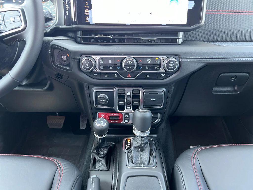 new 2025 Jeep Wrangler car, priced at $59,605
