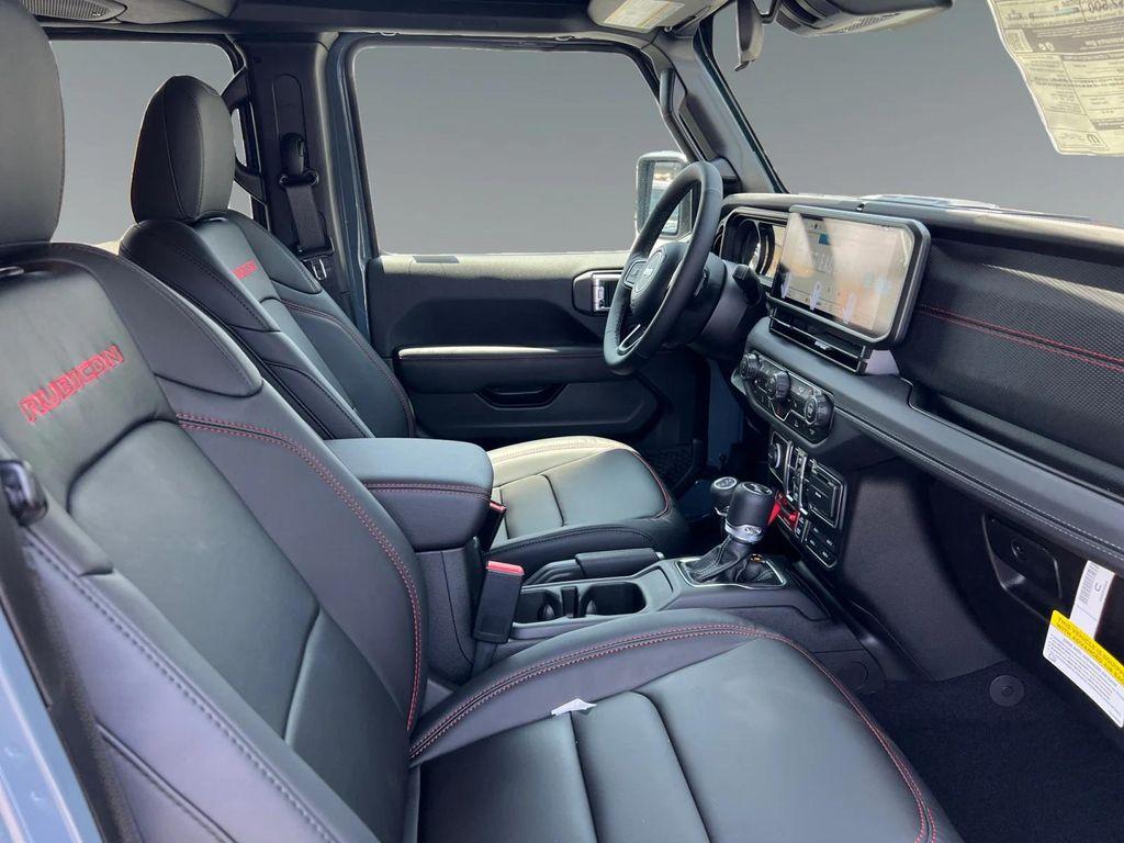 new 2025 Jeep Wrangler car, priced at $59,605