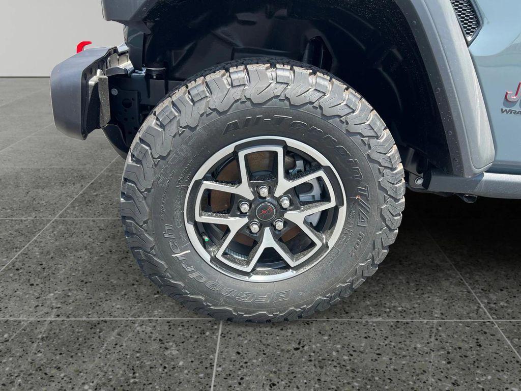 new 2025 Jeep Wrangler car, priced at $59,605