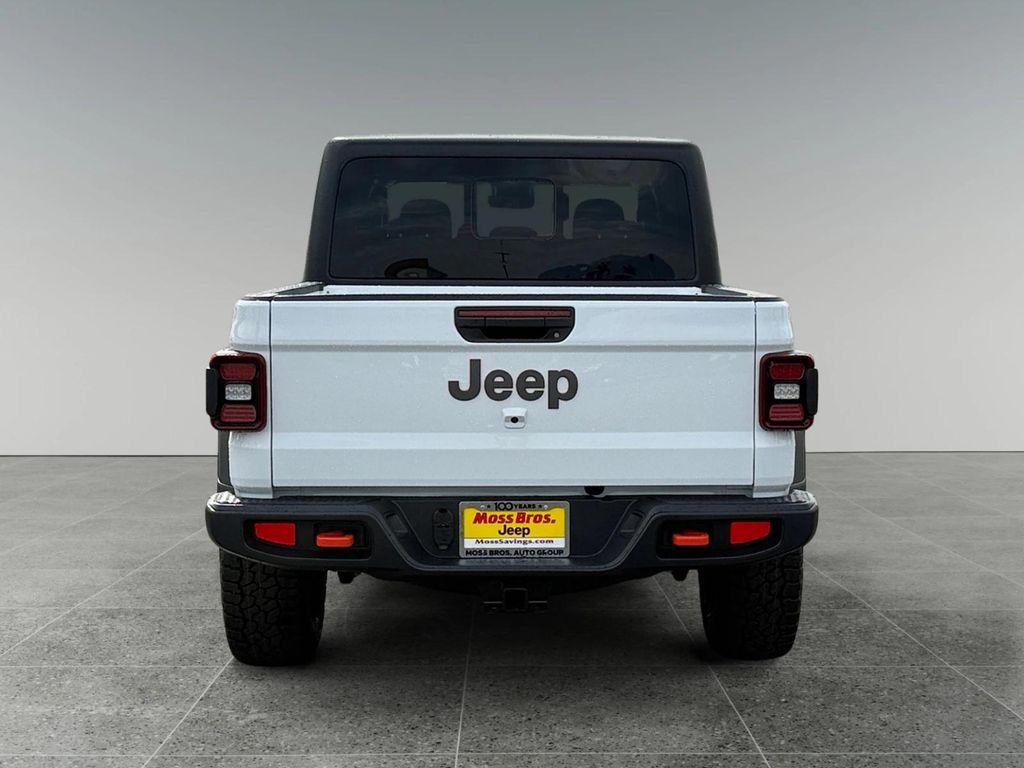 new 2025 Jeep Gladiator car, priced at $58,680