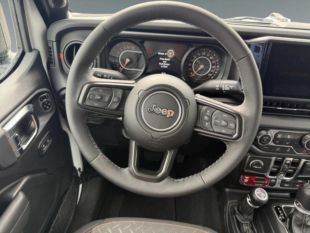 new 2025 Jeep Gladiator car, priced at $58,680