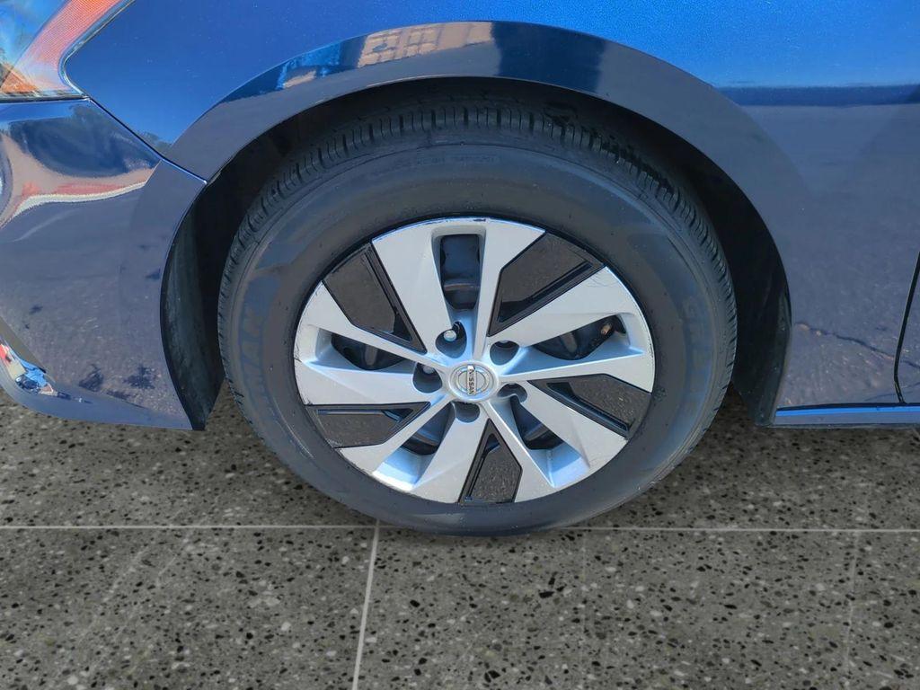 used 2022 Nissan Altima car, priced at $15,900