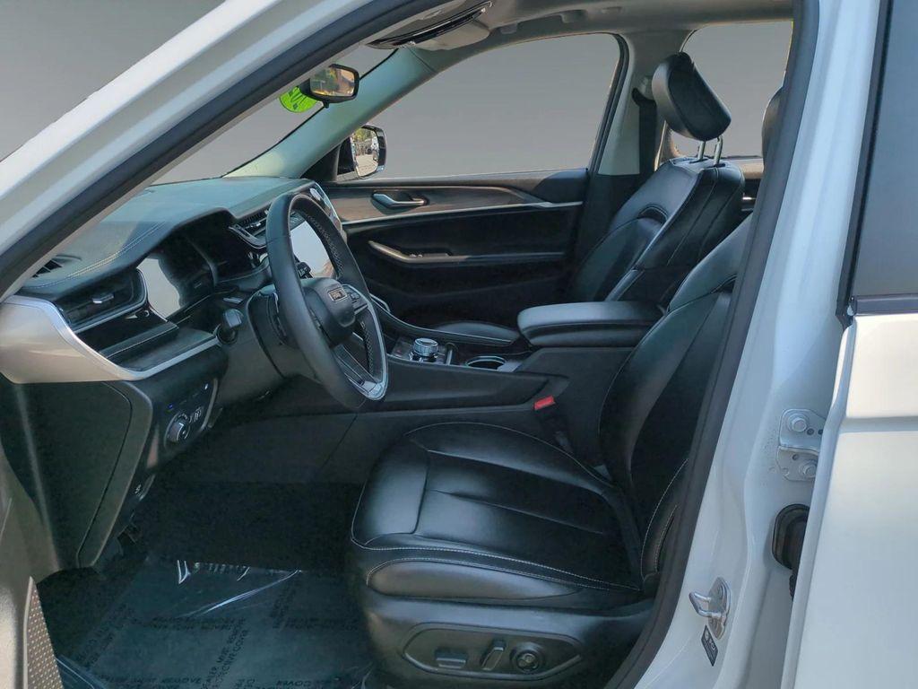 used 2024 Jeep Grand Cherokee 4xe car, priced at $31,900