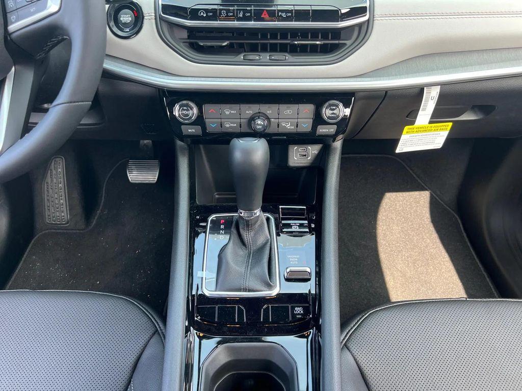new 2025 Jeep Compass car, priced at $38,110