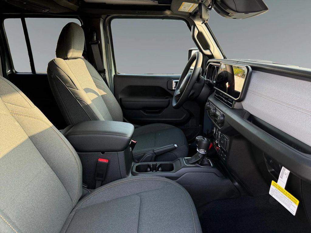 new 2025 Jeep Wrangler car, priced at $53,280