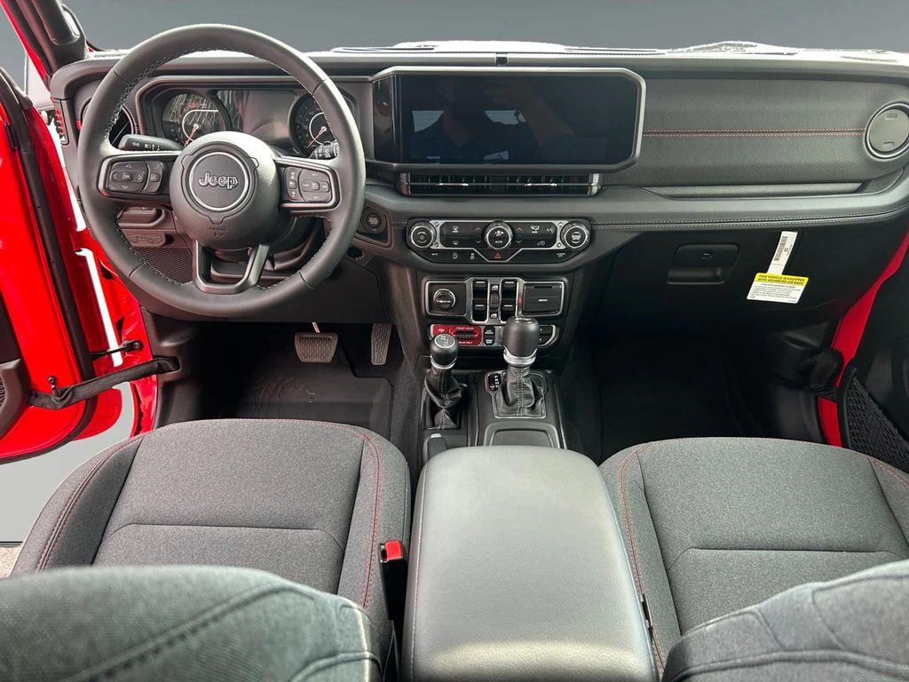 new 2025 Jeep Wrangler car, priced at $60,705
