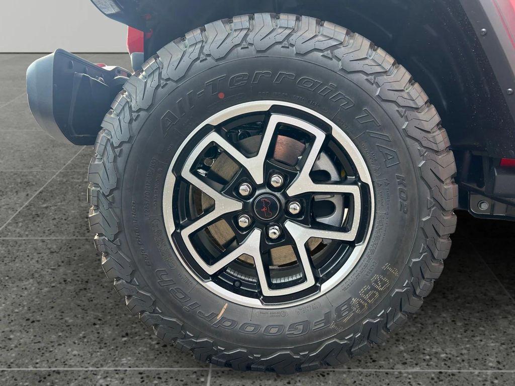 new 2025 Jeep Wrangler car, priced at $60,705