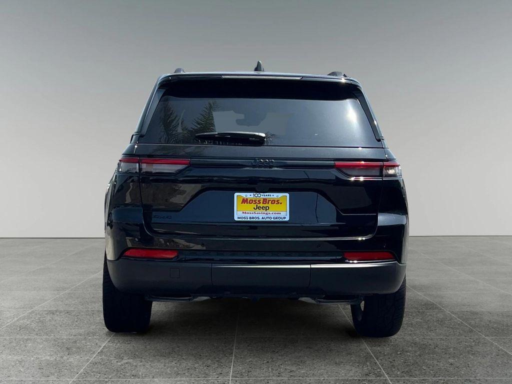 new 2025 Jeep Grand Cherokee car, priced at $46,730