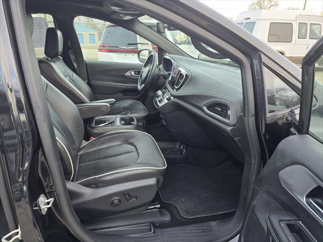 used 2020 Chrysler Pacifica car, priced at $26,500