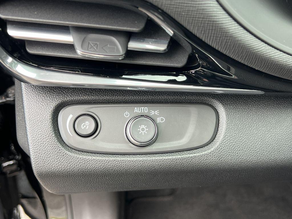 used 2025 Buick Envista car, priced at $24,690