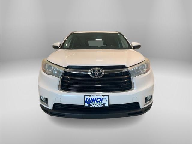 used 2014 Toyota Highlander car, priced at $17,990