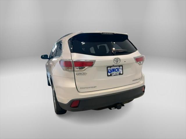 used 2014 Toyota Highlander car, priced at $17,990
