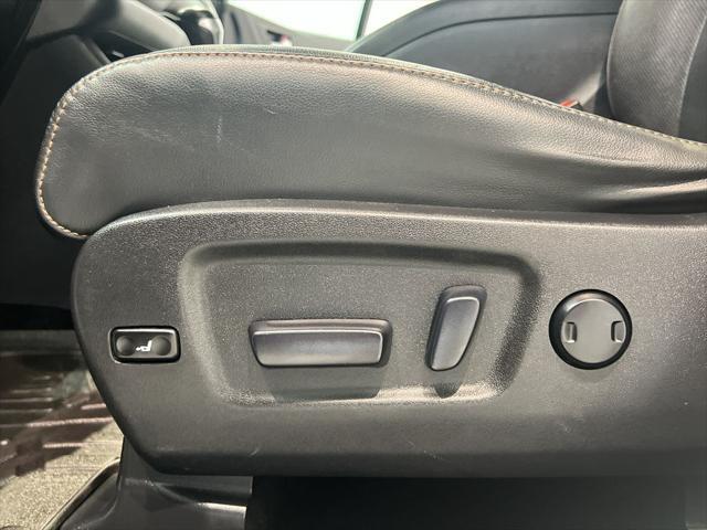 used 2014 Toyota Highlander car, priced at $17,990