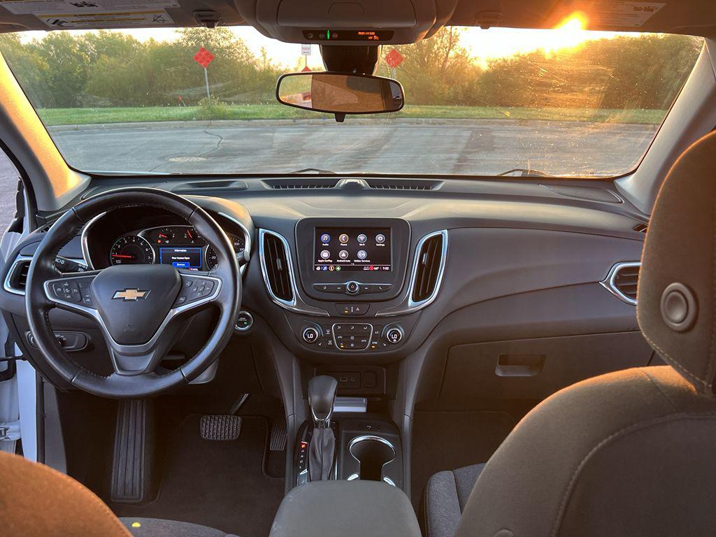 used 2022 Chevrolet Equinox car, priced at $22,490