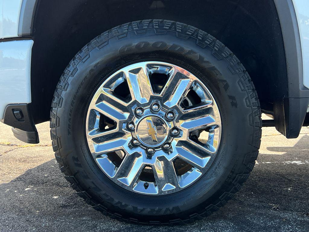 used 2024 Chevrolet Silverado 2500 car, priced at $69,990