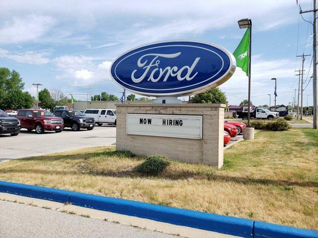 used 2022 Chevrolet Equinox car, priced at $18,990