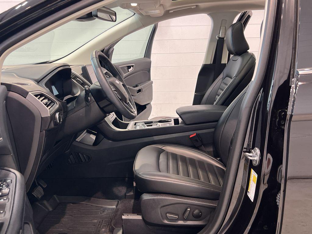used 2023 Ford Edge car, priced at $28,490