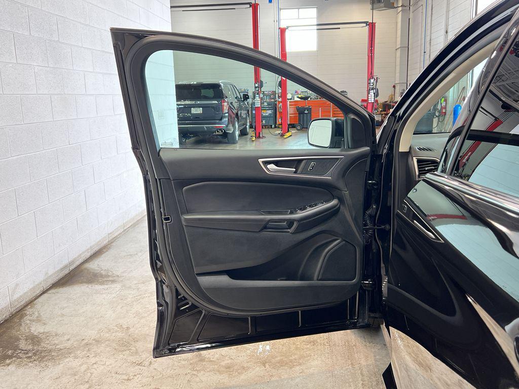 used 2023 Ford Edge car, priced at $28,490