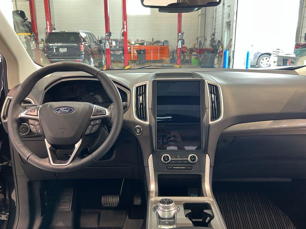 used 2023 Ford Edge car, priced at $28,490