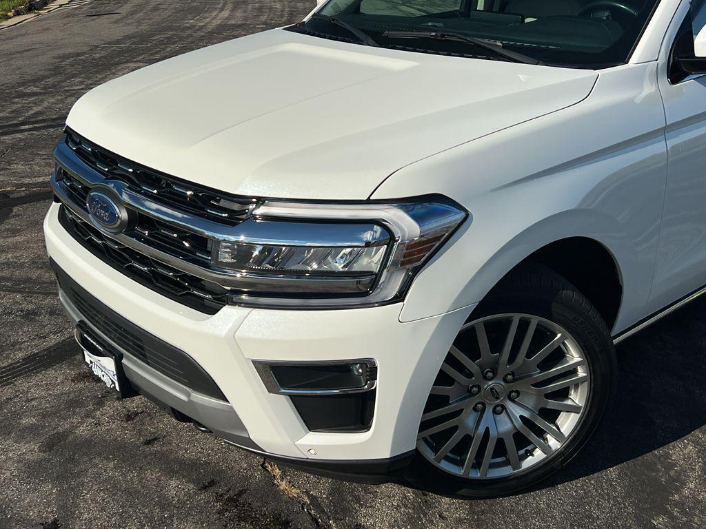 used 2023 Ford Expedition car, priced at $57,990
